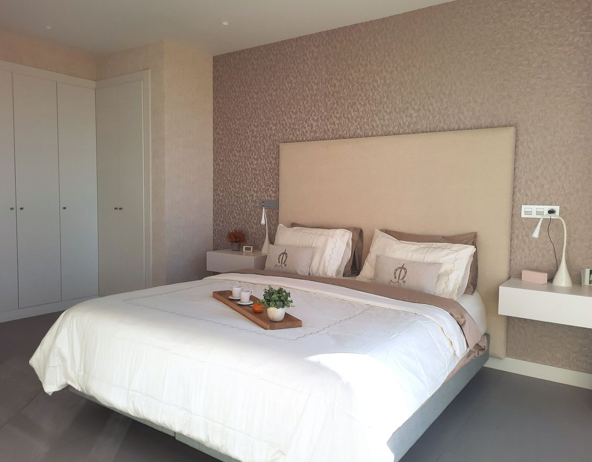 Appartement te koop in Estepona | 3 slaapkamers H5472520