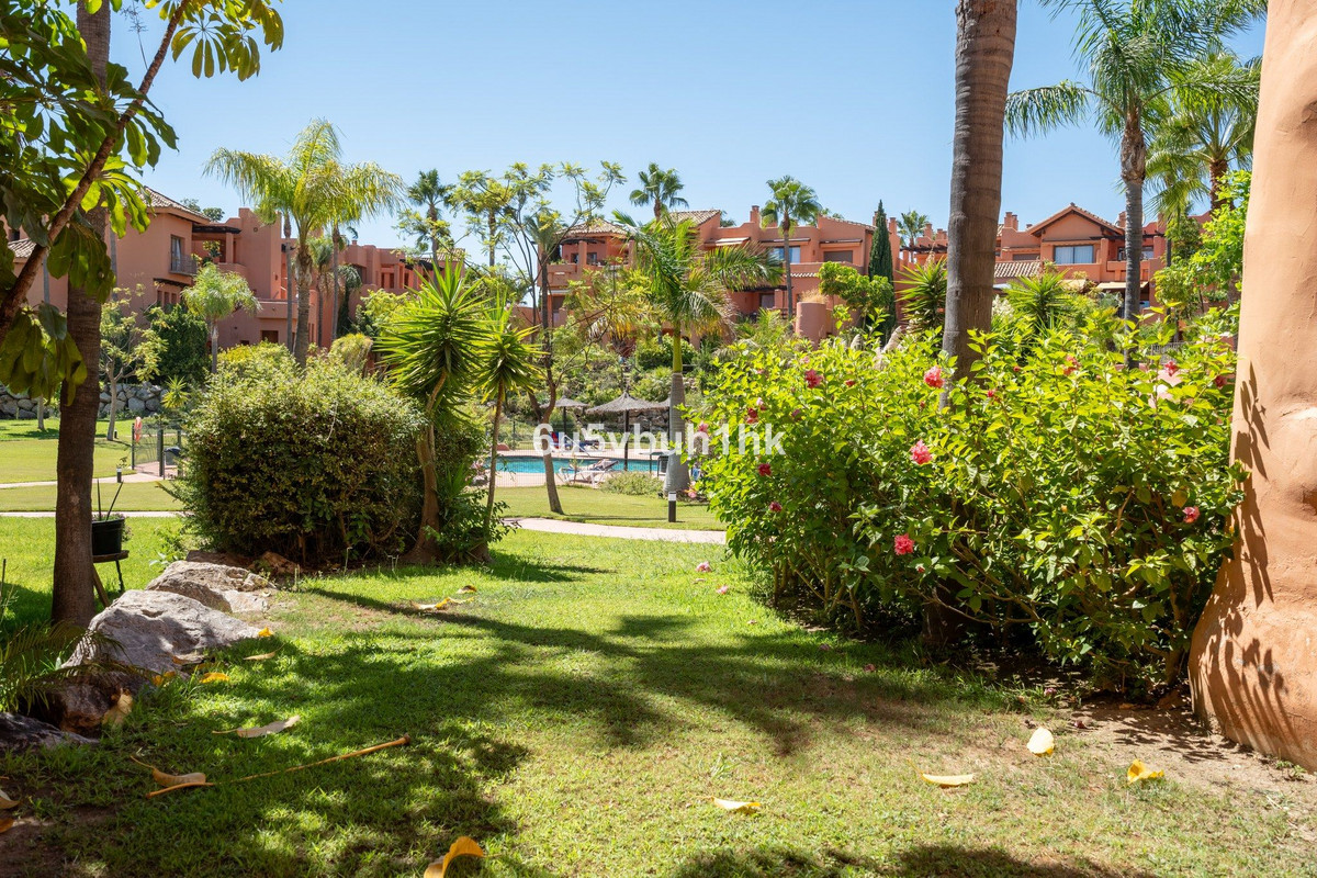 Appartement te koop in Estepona | 2 slaapkamers H5474284