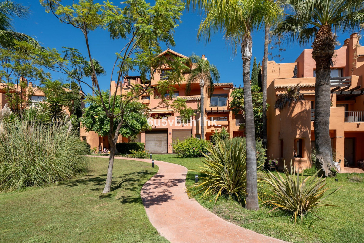 Appartement te koop in Estepona | 2 slaapkamers H5474284