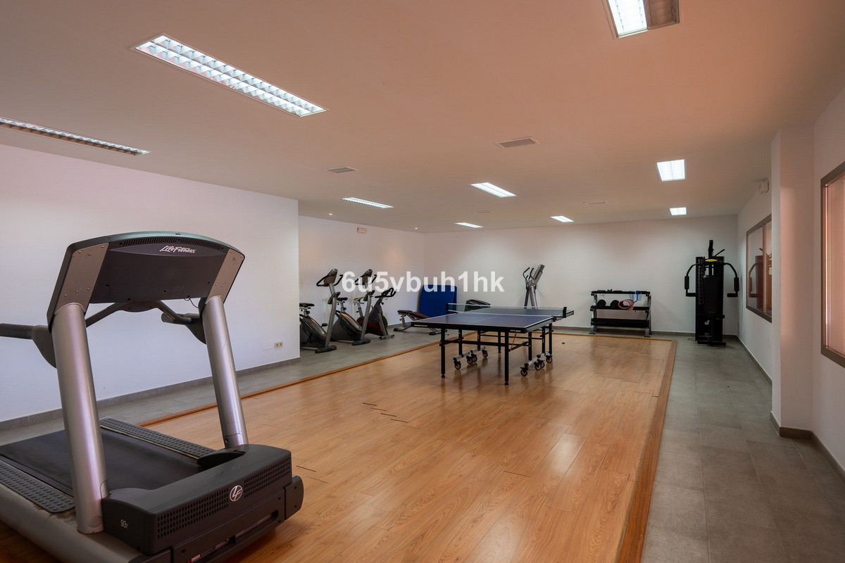 Appartement te koop in Estepona | 2 slaapkamers H5474284