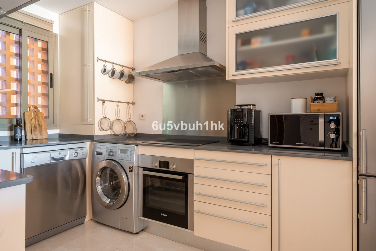 Appartement te koop in Estepona | 2 slaapkamers H5474284