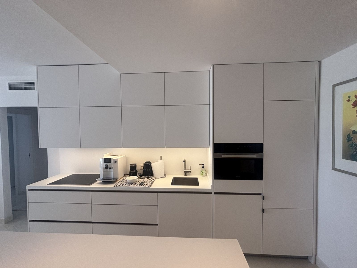 Appartement te koop in Estepona | 2 slaapkamers H5475778