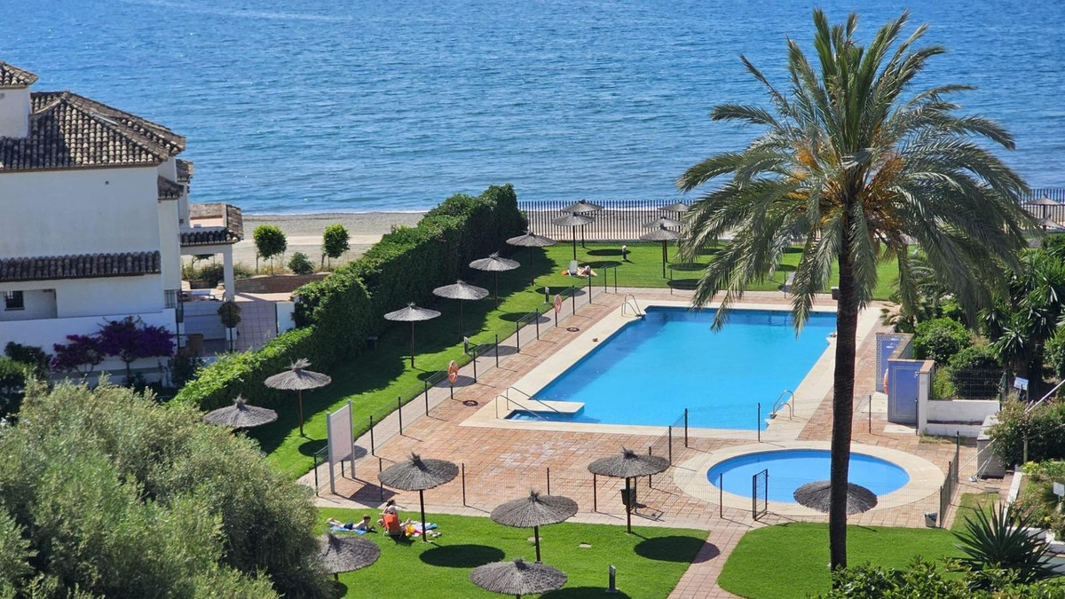Appartement te koop in Estepona | 3 slaapkamers H5477398