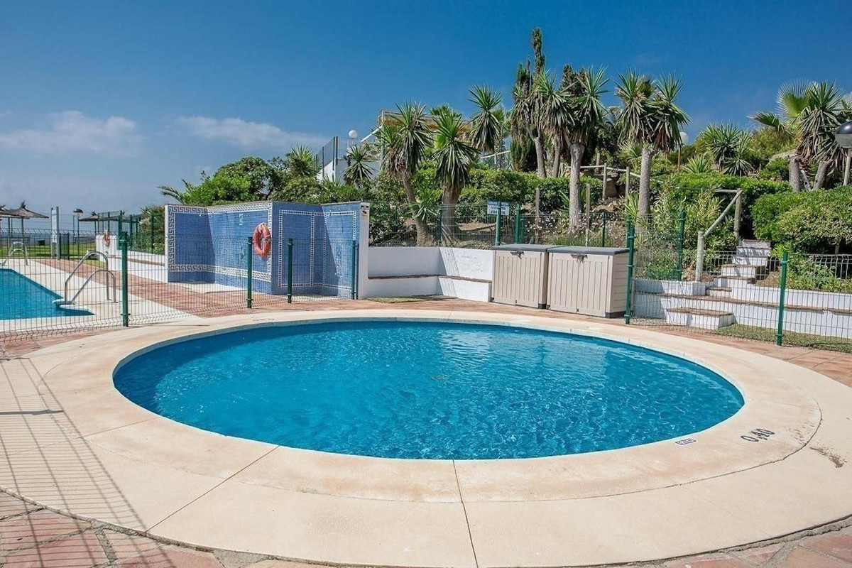 Appartement te koop in Estepona | 3 slaapkamers H5477398