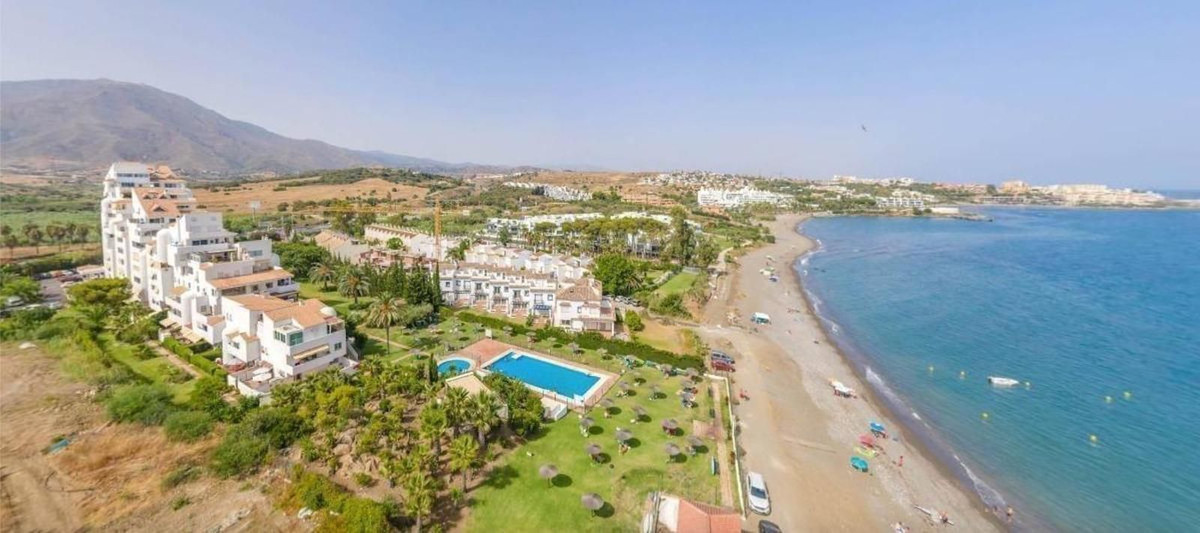 Appartement te koop in Estepona | 3 slaapkamers H5477398