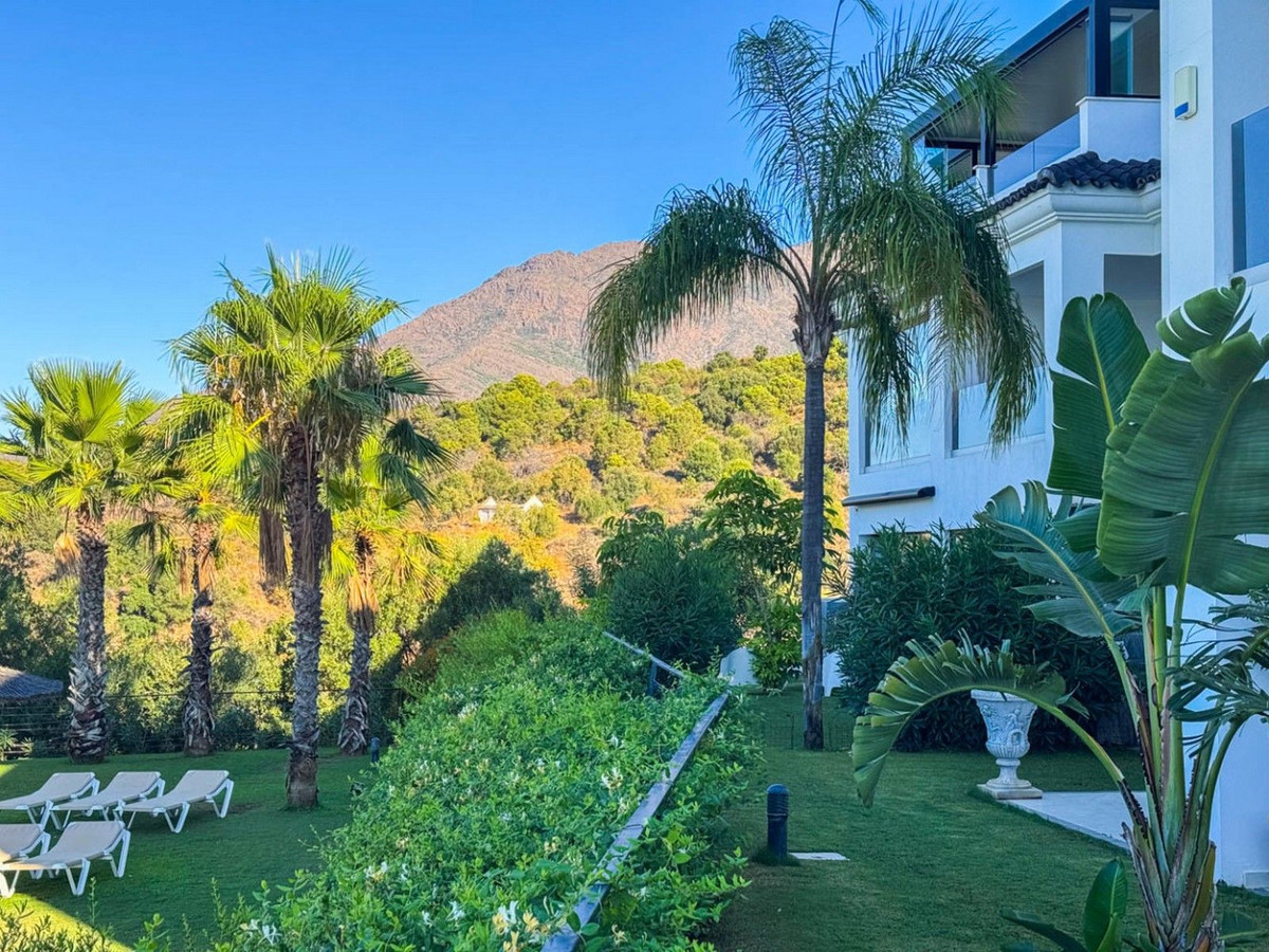 Appartement te koop in Estepona | 2 slaapkamers H5478862