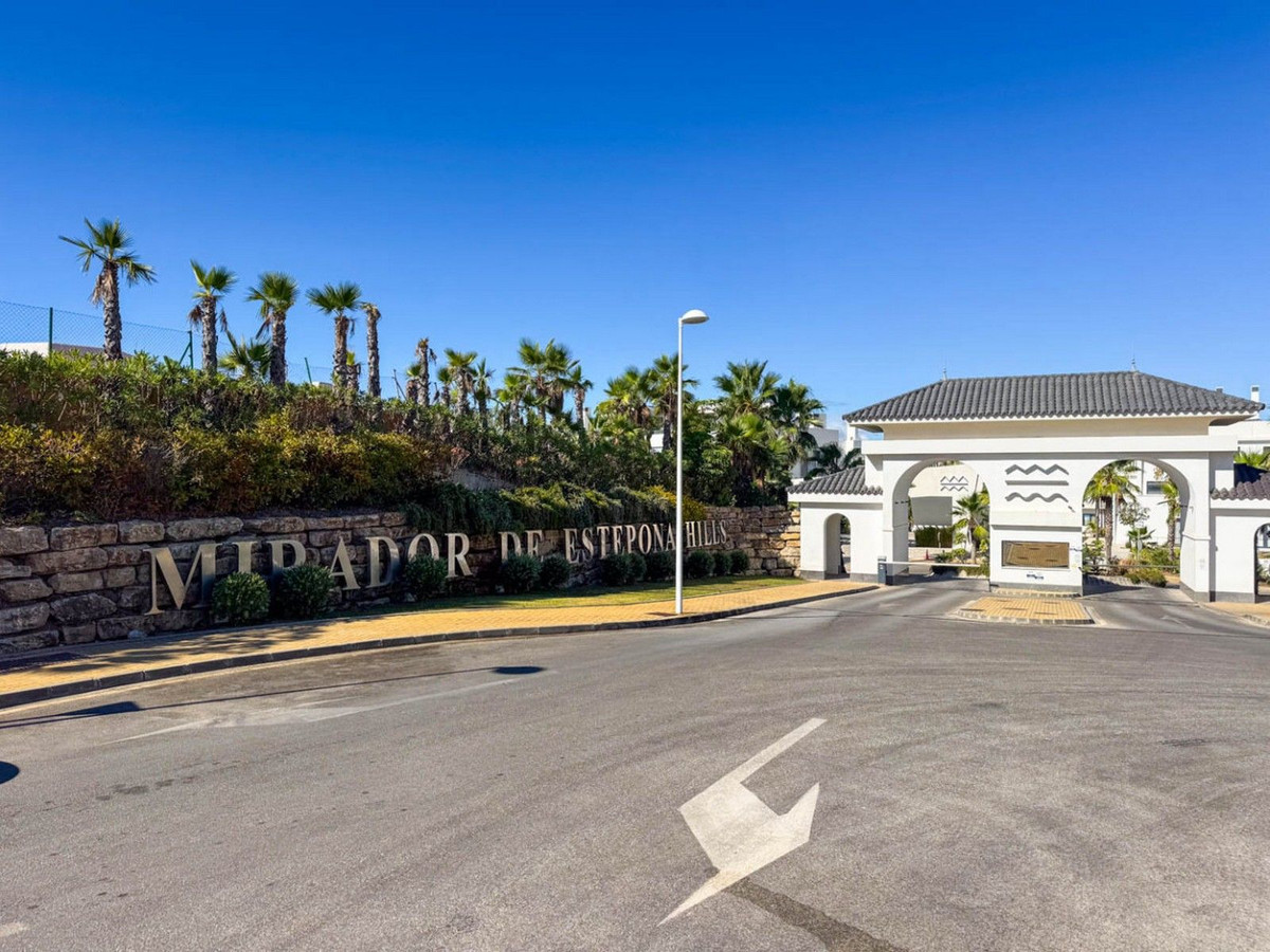 Appartement te koop in Estepona | 2 slaapkamers H5478862