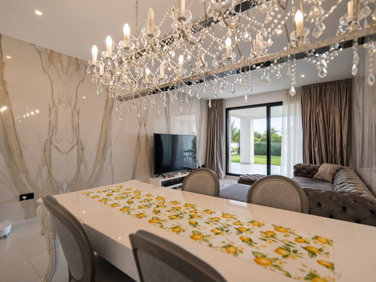 Appartement te koop in Estepona | 2 slaapkamers H5478862