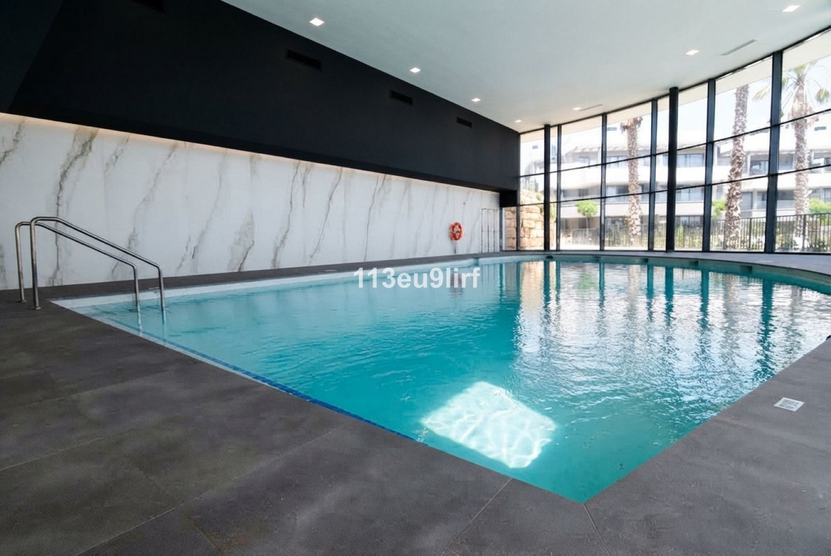 Appartement te koop in Estepona | 3 slaapkamers H5479933