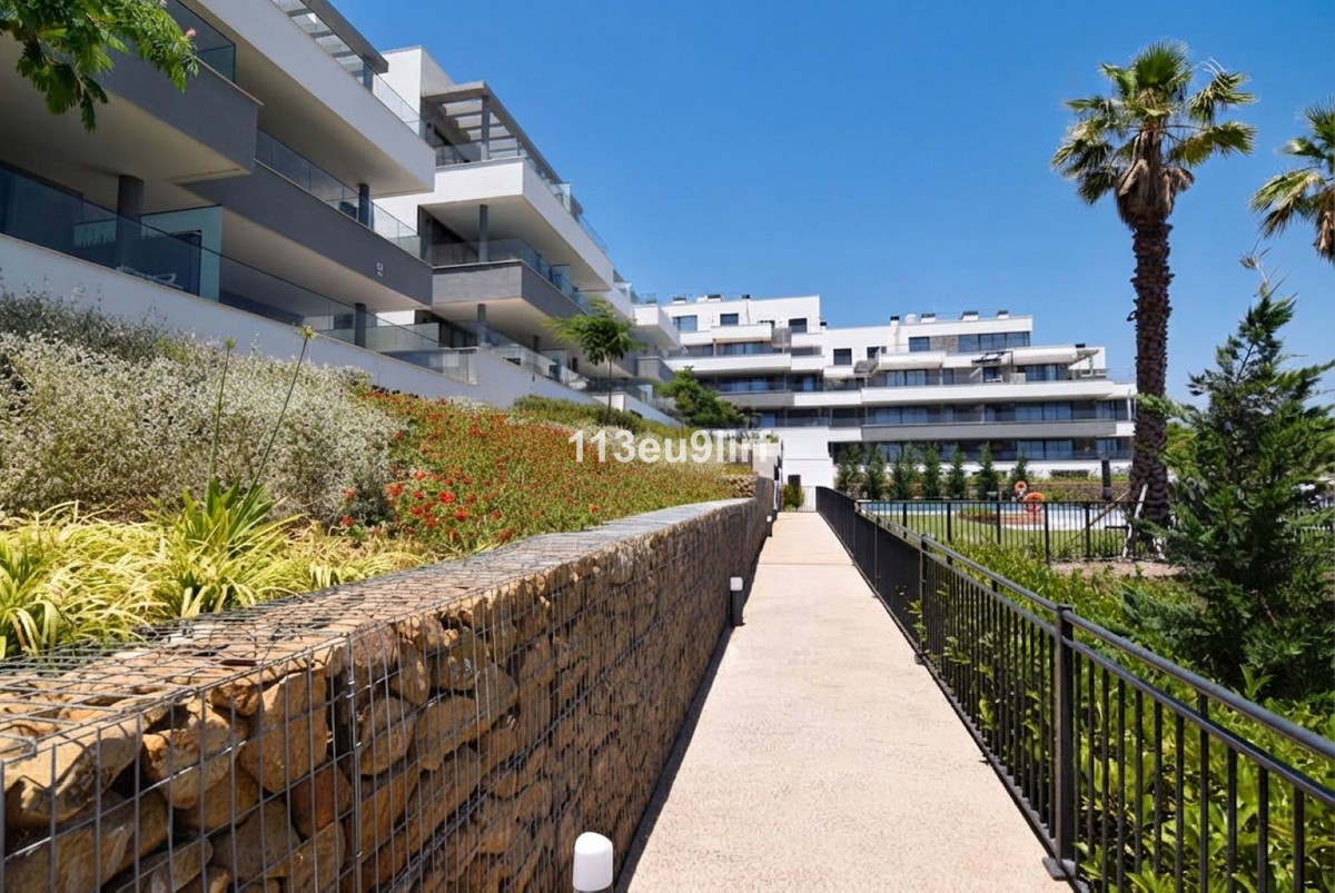 Appartement te koop in Estepona | 3 slaapkamers H5479933