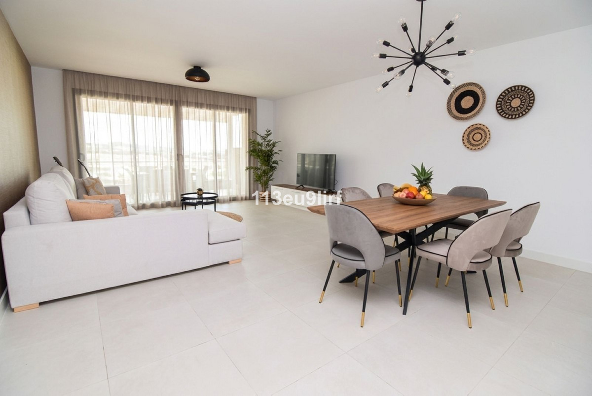 Appartement te koop in Estepona | 3 slaapkamers H5479933