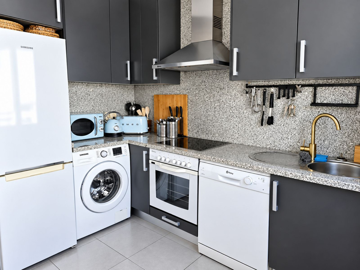 Penthouse te koop in Estepona | 2 slaapkamers H5480578