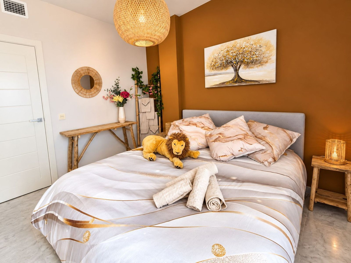 Penthouse te koop in Estepona | 2 slaapkamers H5480578