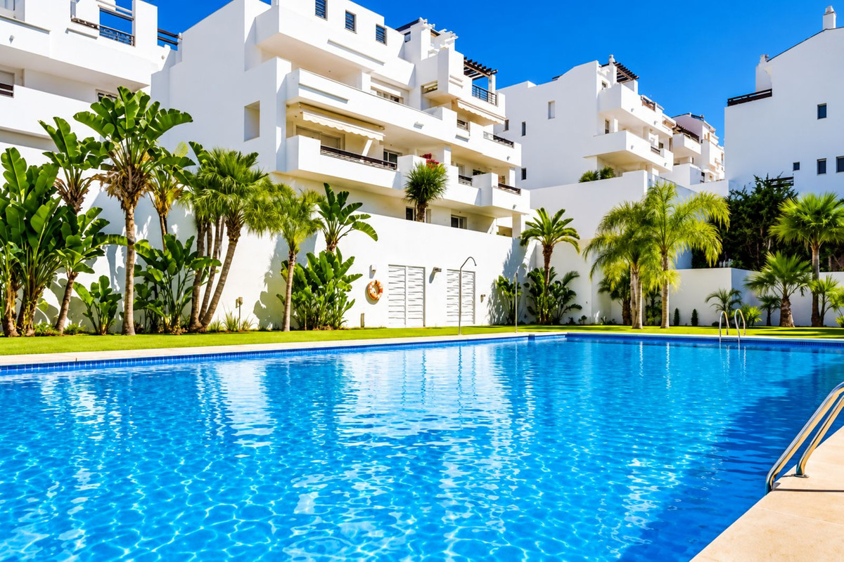 Penthouse te koop in Estepona | 2 slaapkamers H5480578