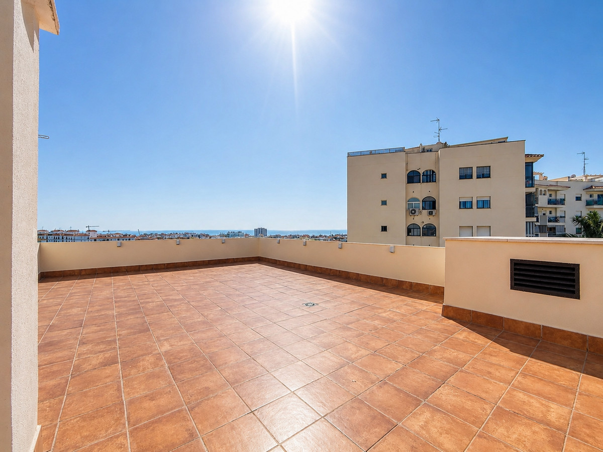 Appartement te koop in Estepona | 2 slaapkamers H5481019