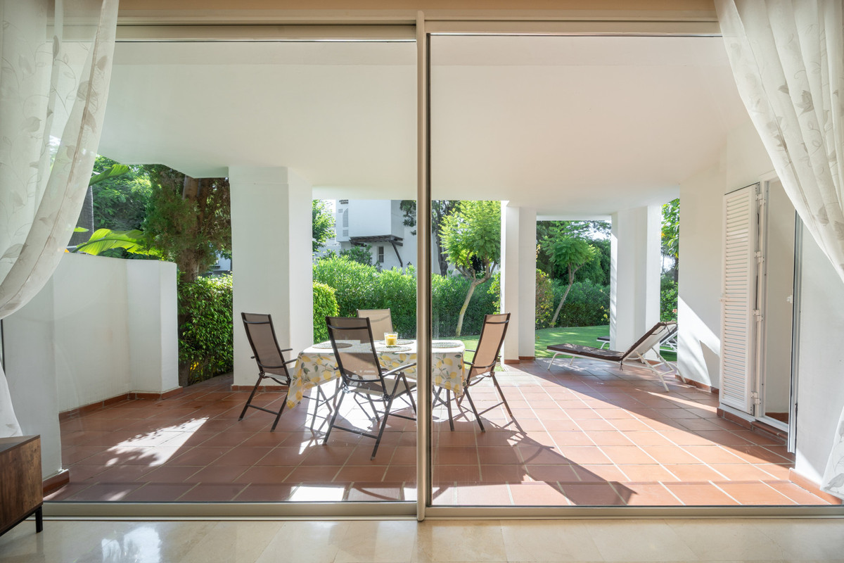 Appartement te koop in Estepona | 2 slaapkamers H5481028