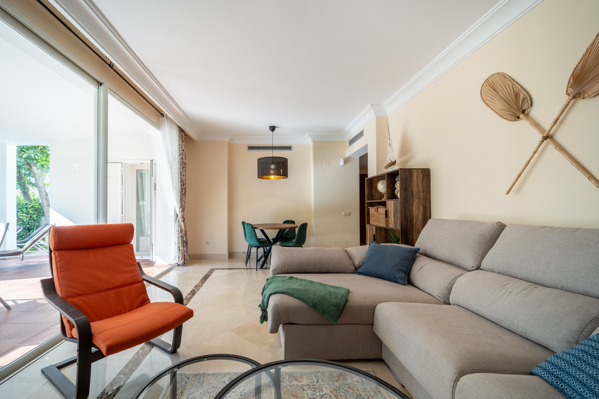 Appartement te koop in Estepona | 2 slaapkamers H5481028