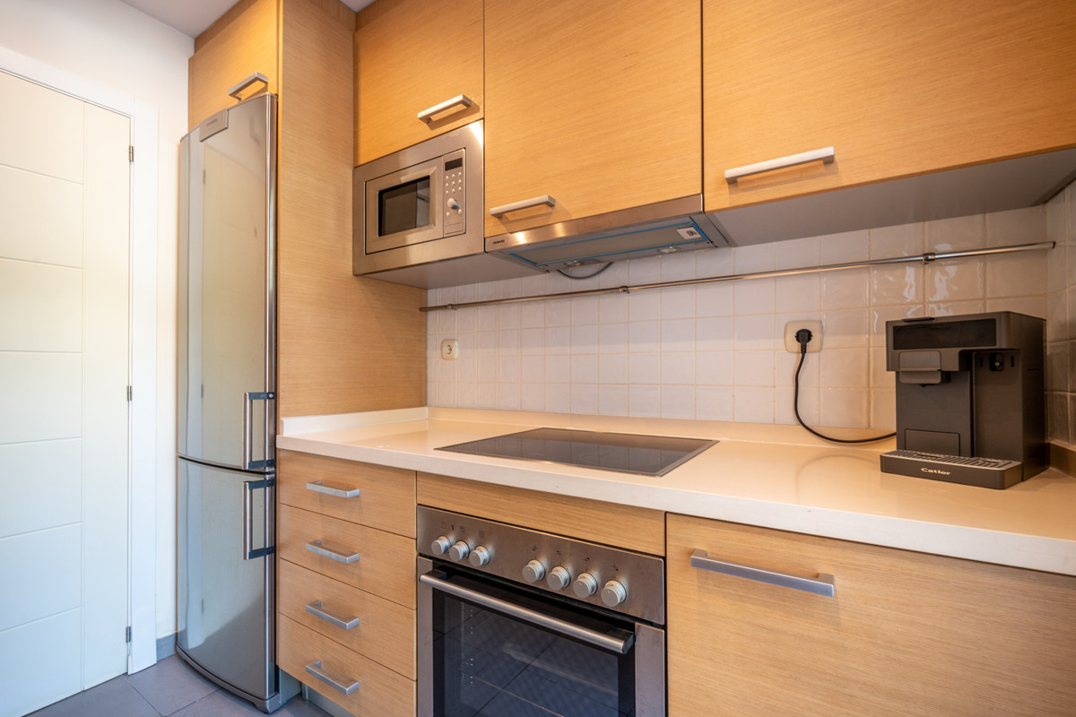 Appartement te koop in Estepona | 2 slaapkamers H5481028