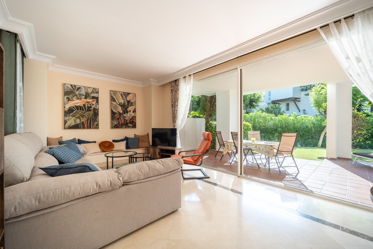 Appartement te koop in Estepona | 2 slaapkamers H5481028
