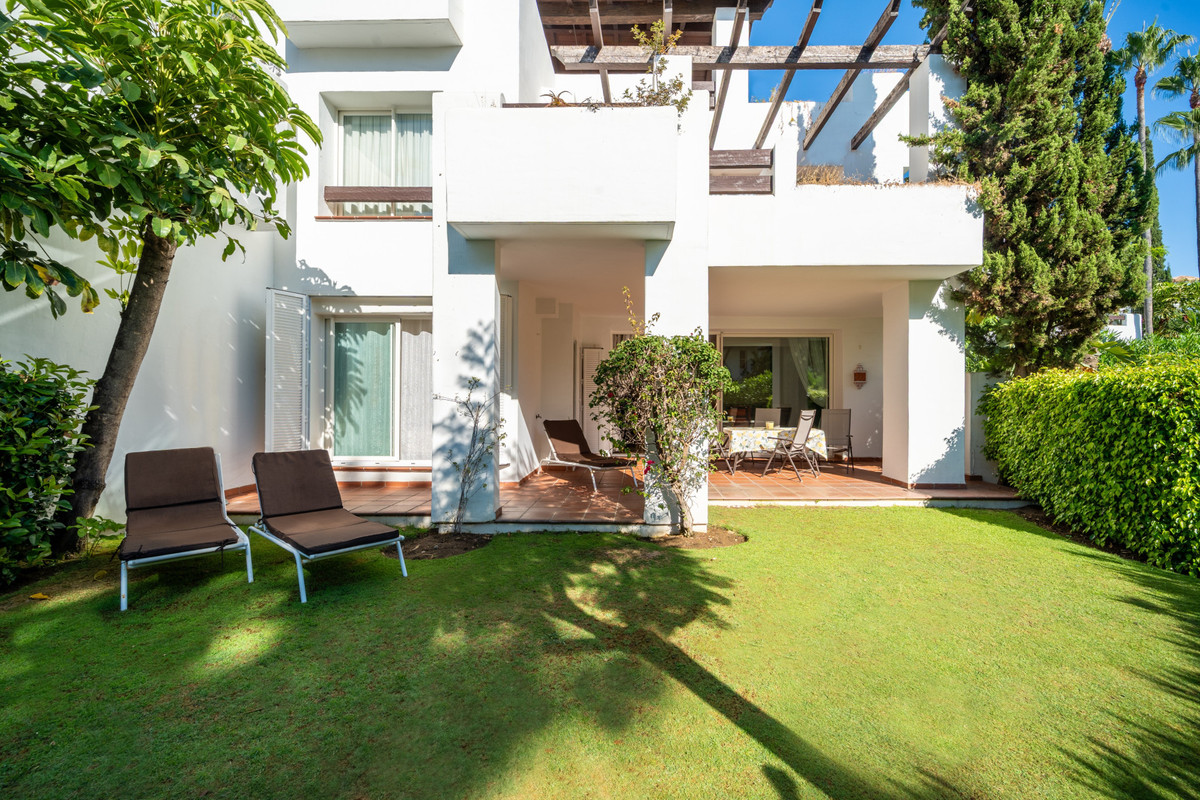 Appartement te koop in Estepona | 2 slaapkamers H5481028