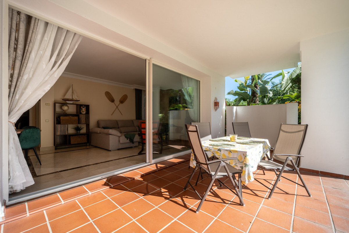 Appartement te koop in Estepona | 2 slaapkamers H5481028