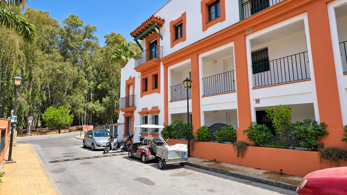 Appartement te koop in Estepona | 3 slaapkamers H5481475