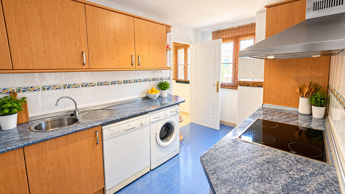 Appartement te koop in Estepona | 3 slaapkamers H5481475
