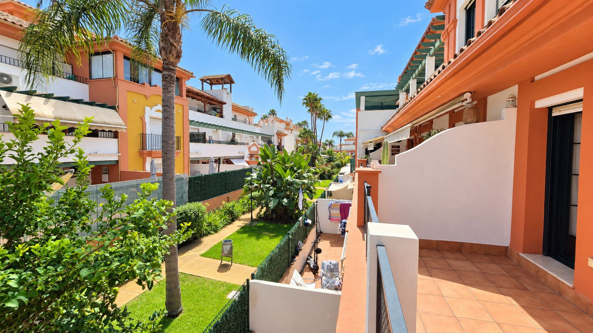 Appartement te koop in Estepona | 3 slaapkamers H5481475