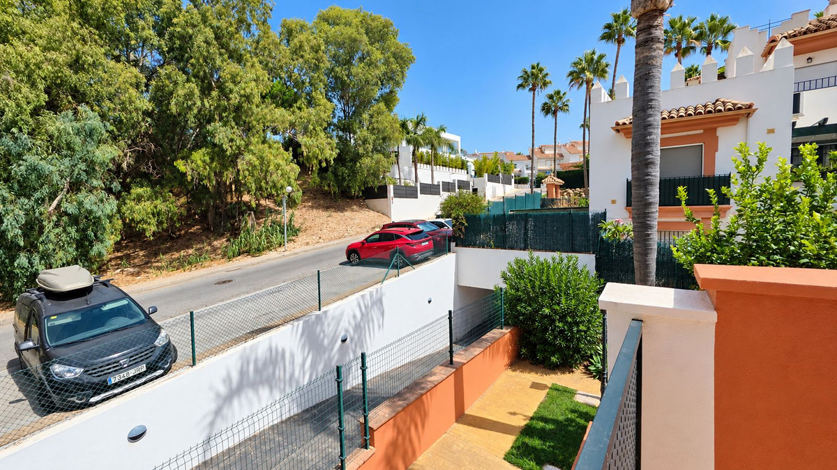 Appartement te koop in Estepona | 3 slaapkamers H5481475