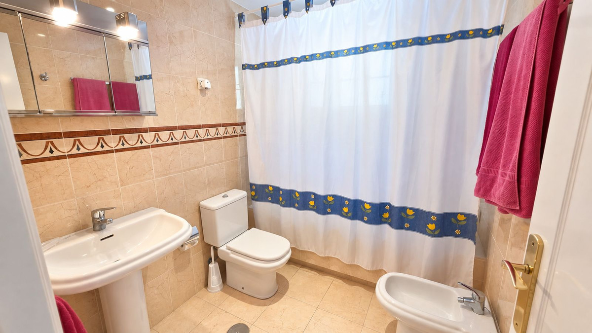 Appartement te koop in Estepona | 3 slaapkamers H5481475