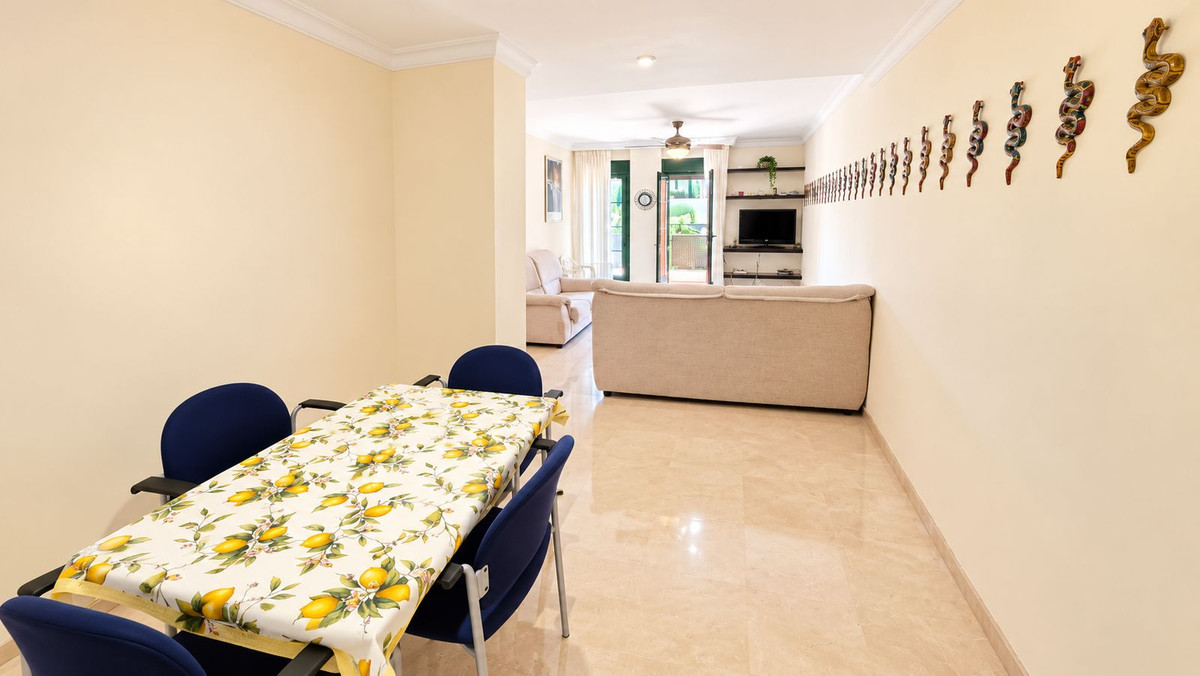 Appartement te koop in Estepona | 3 slaapkamers H5481475