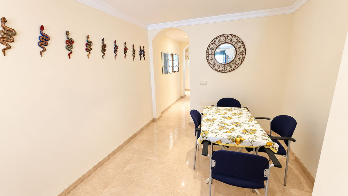 Appartement te koop in Estepona | 3 slaapkamers H5481475