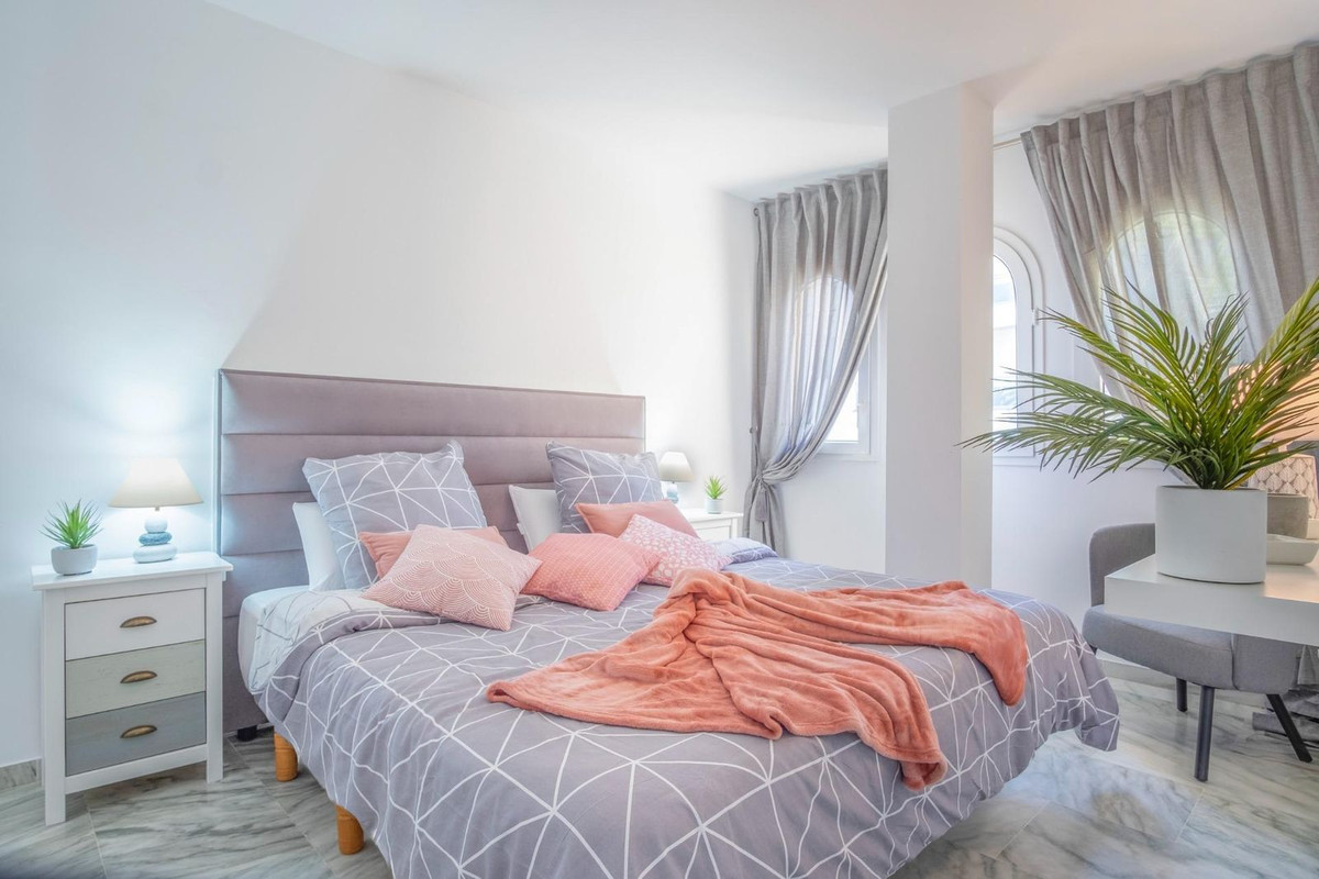 Appartement te koop in Estepona | 2 slaapkamers H5481556