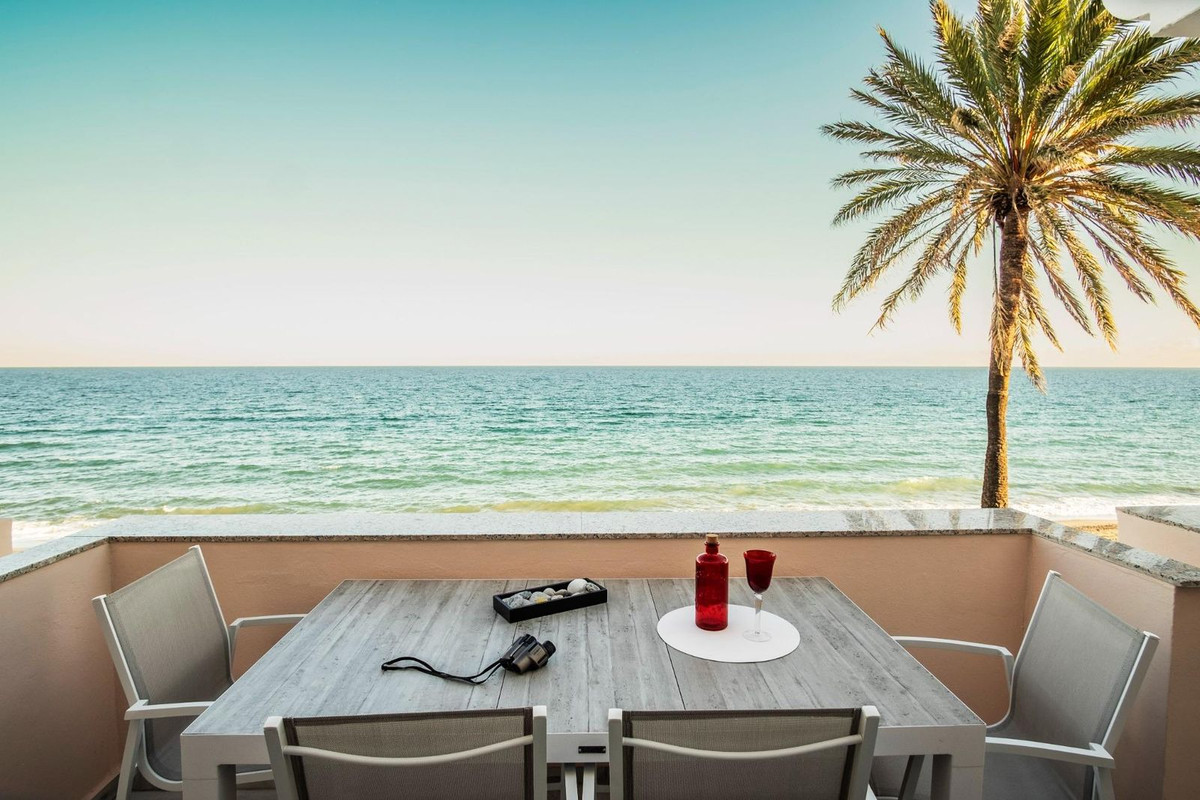 Appartement te koop in Estepona | 2 slaapkamers H5481556