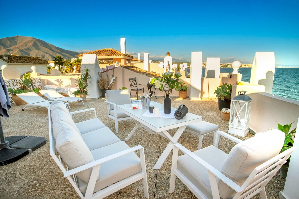 Appartement te koop in Estepona | 2 slaapkamers H5481556