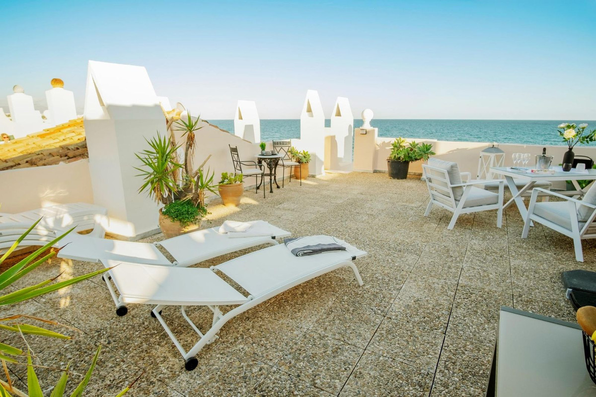 Appartement te koop in Estepona | 2 slaapkamers H5481556