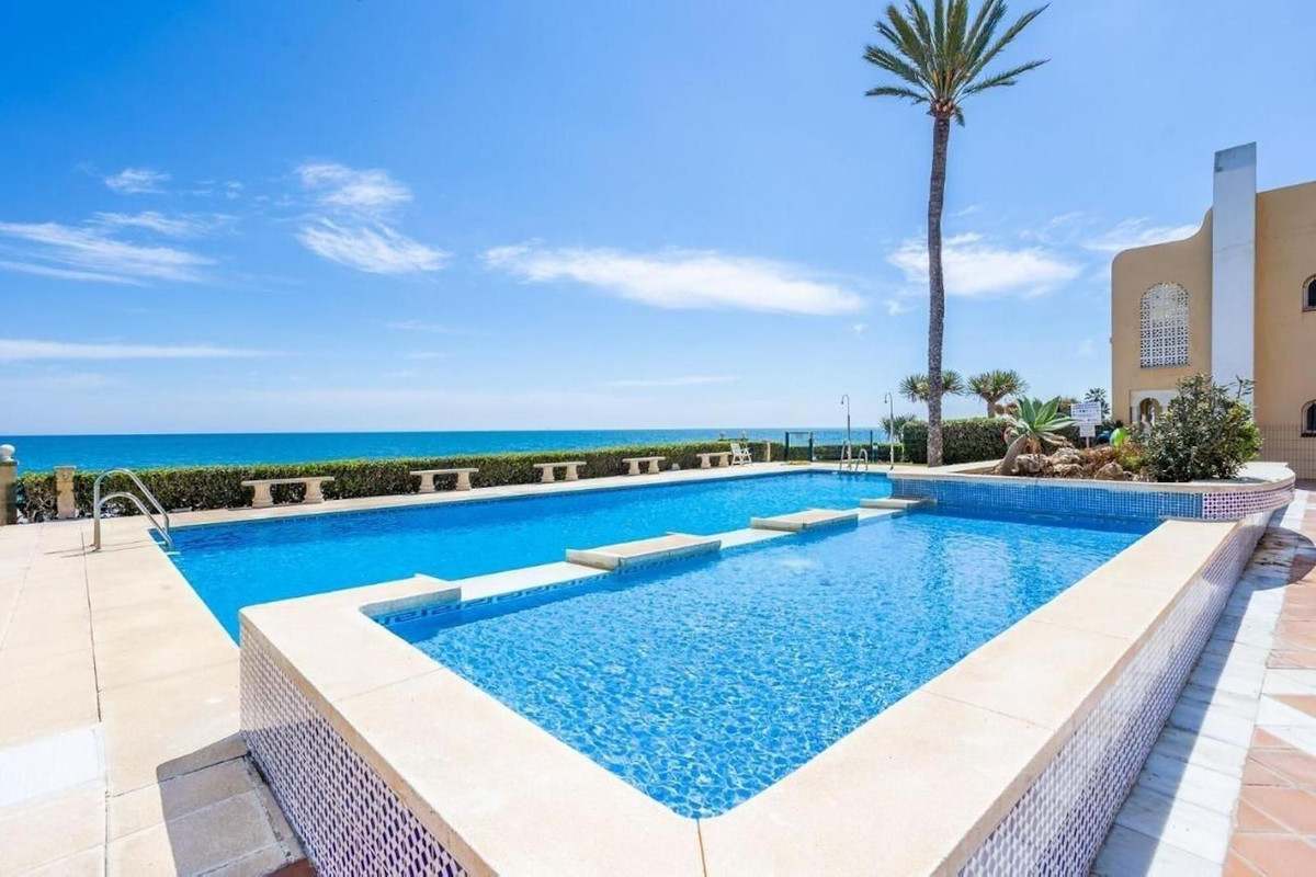 Appartement te koop in Estepona | 2 slaapkamers H5481556