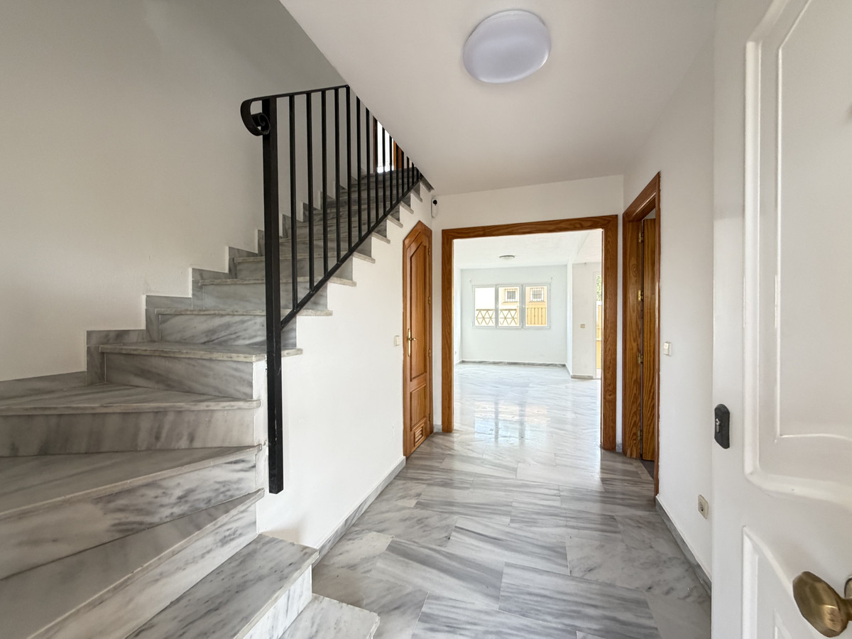 Duplex te koop in Estepona | 3 slaapkamers H5481880