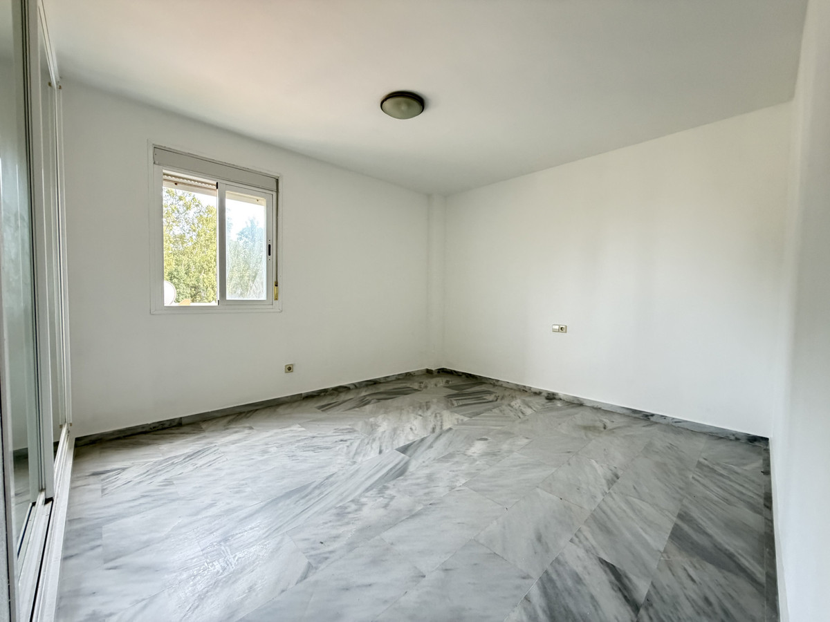 Duplex te koop in Estepona | 3 slaapkamers H5481880