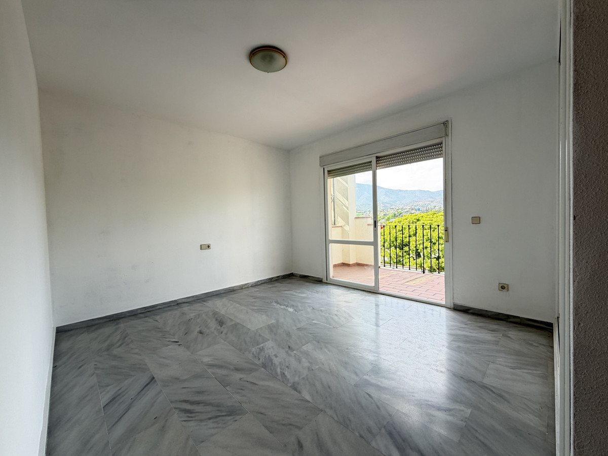 Duplex te koop in Estepona | 3 slaapkamers H5481880