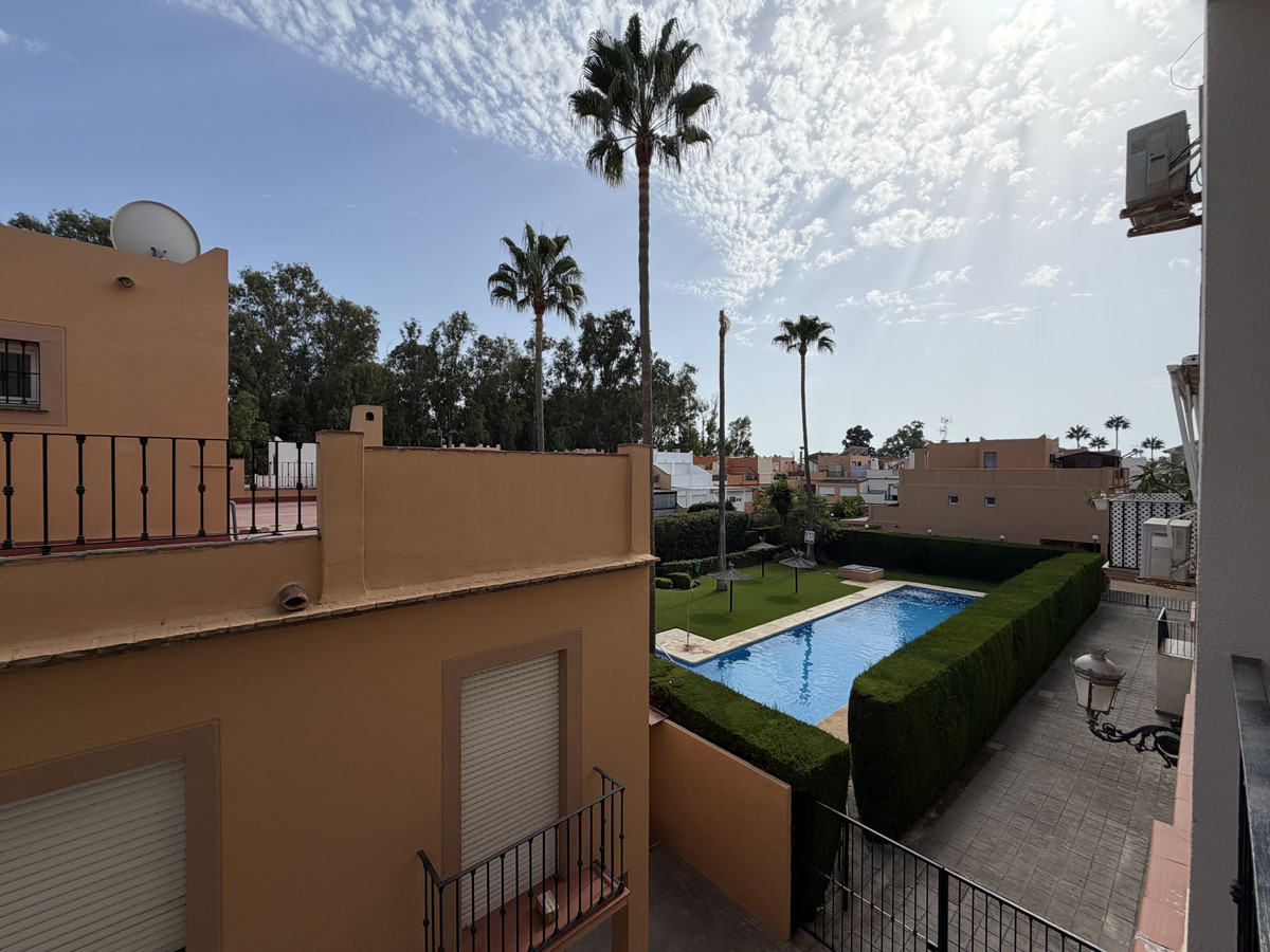 Duplex te koop in Estepona | 3 slaapkamers H5481880