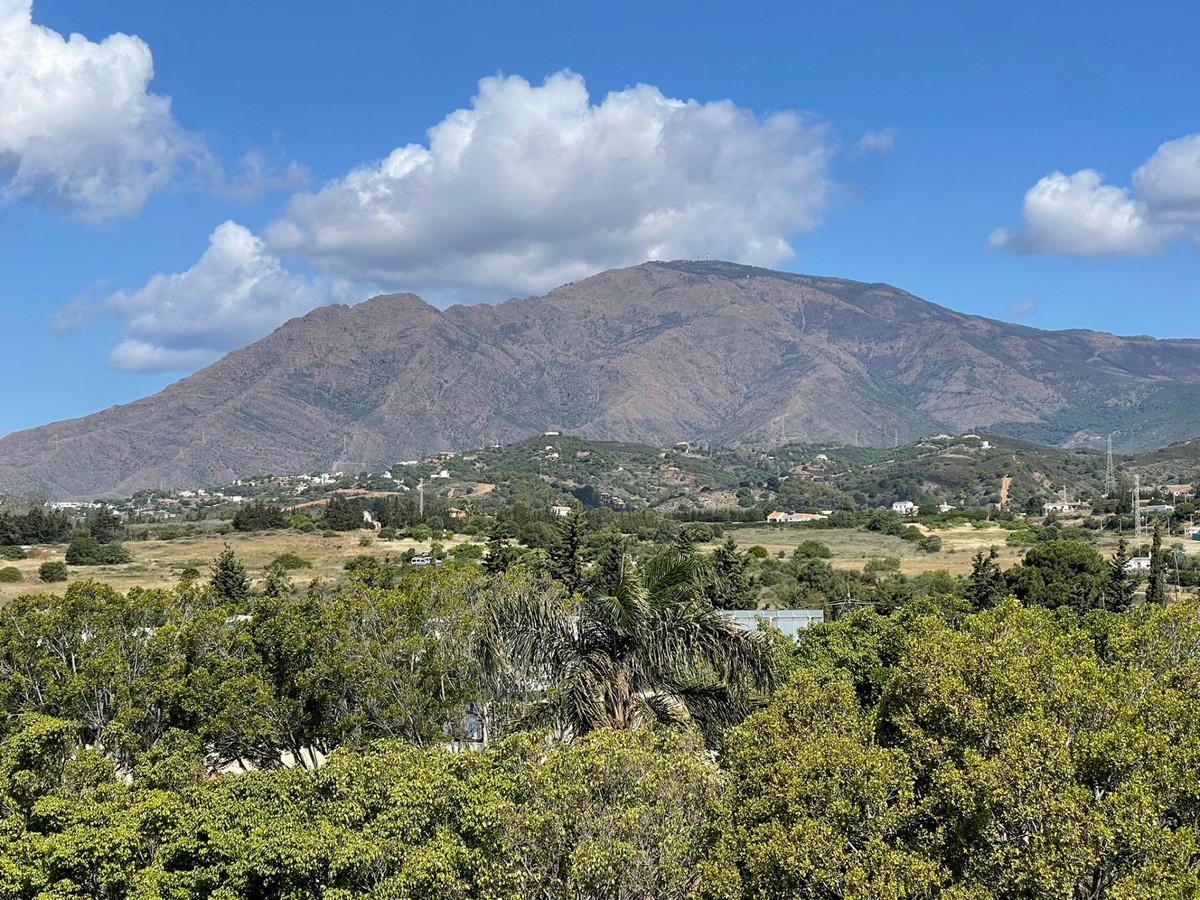 Duplex te koop in Estepona | 3 slaapkamers H5481880