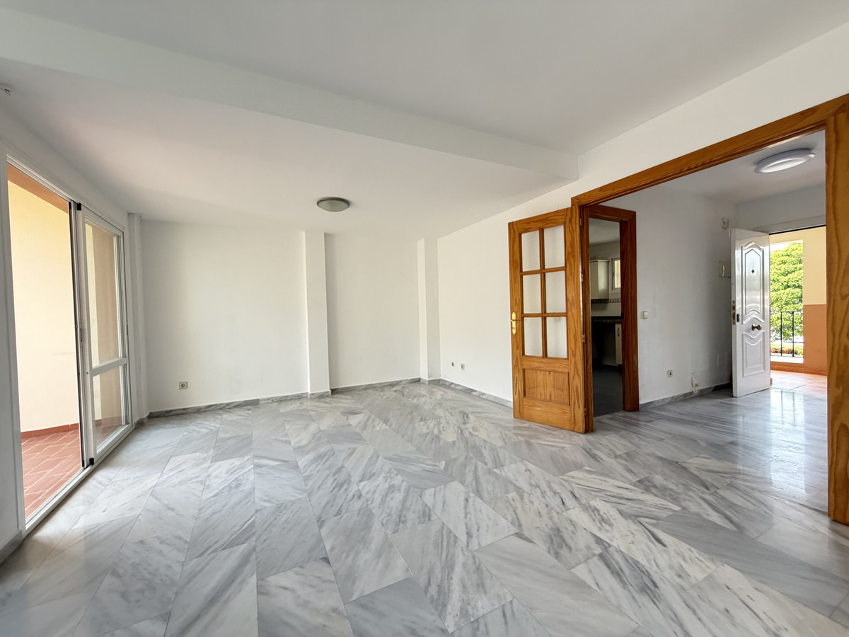 Duplex te koop in Estepona | 3 slaapkamers H5481880