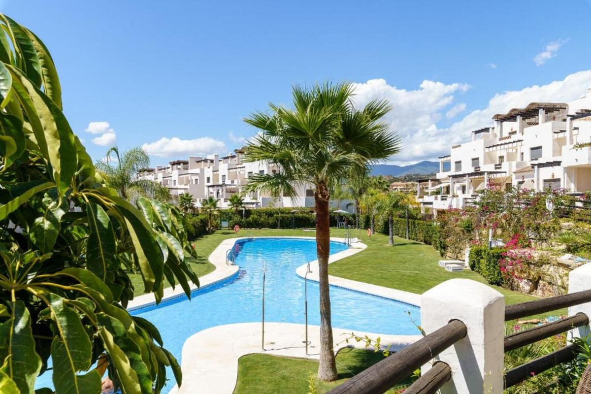 Appartement te koop in Estepona | 2 slaapkamers H5482105