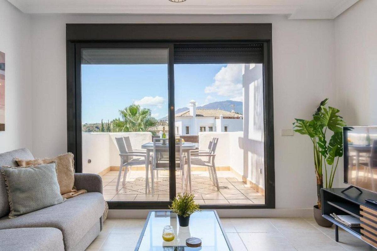 Appartement te koop in Estepona | 2 slaapkamers H5482105