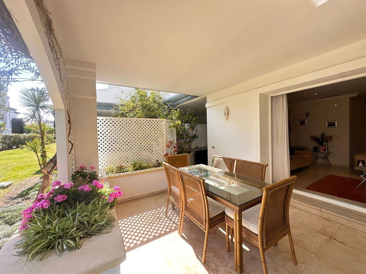 Appartement te koop in Estepona | 2 slaapkamers H5482210
