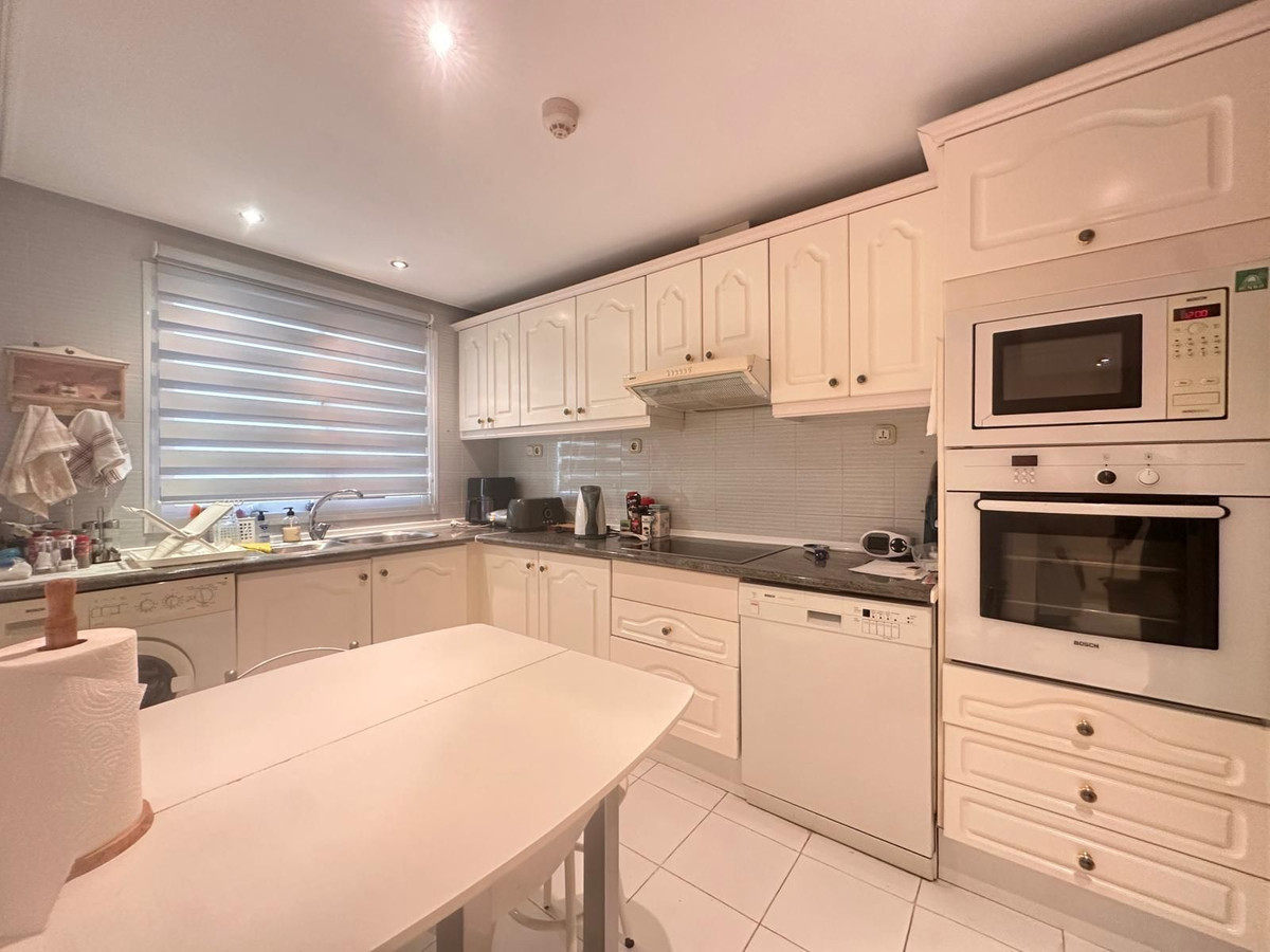 Appartement te koop in Estepona | 2 slaapkamers H5482210