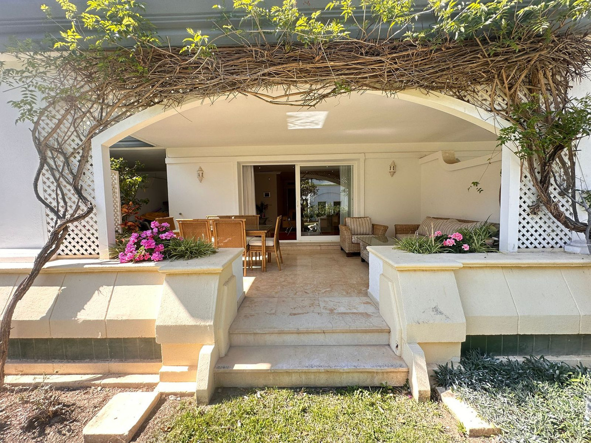 Appartement te koop in Estepona | 2 slaapkamers H5482210