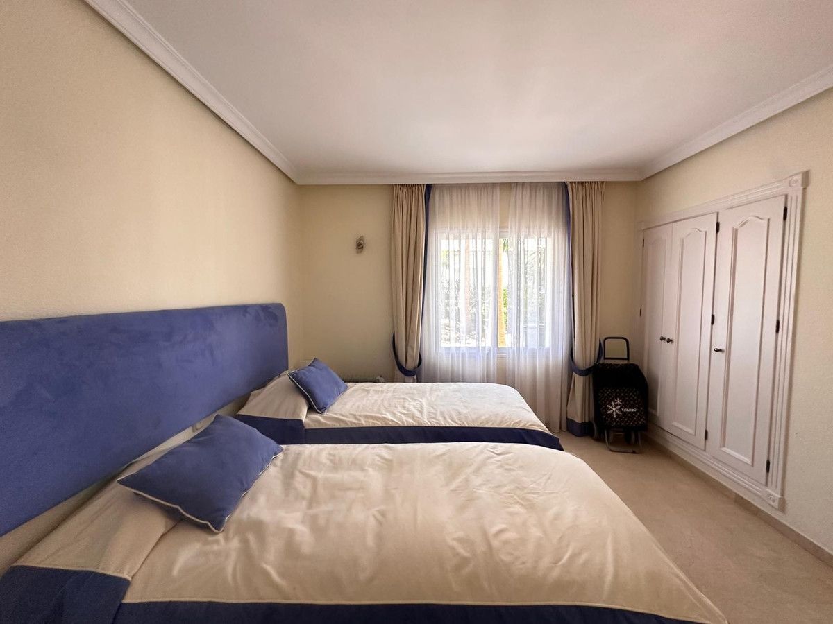 Appartement te koop in Estepona | 2 slaapkamers H5482210
