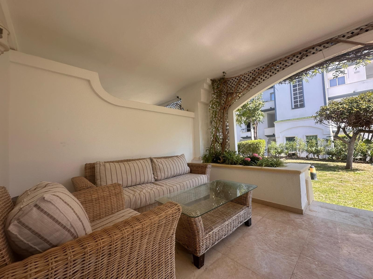 Appartement te koop in Estepona | 2 slaapkamers H5482210